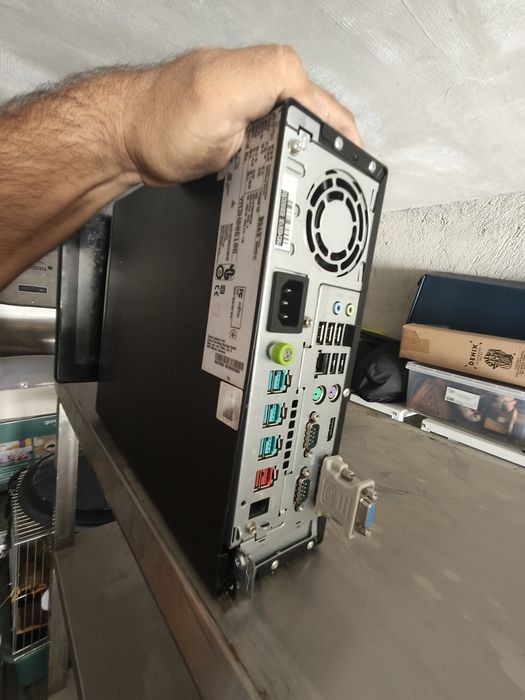Компютър Fujitsu ESPRIMO