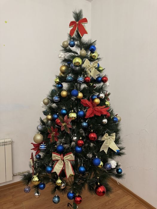 Искусственная елка