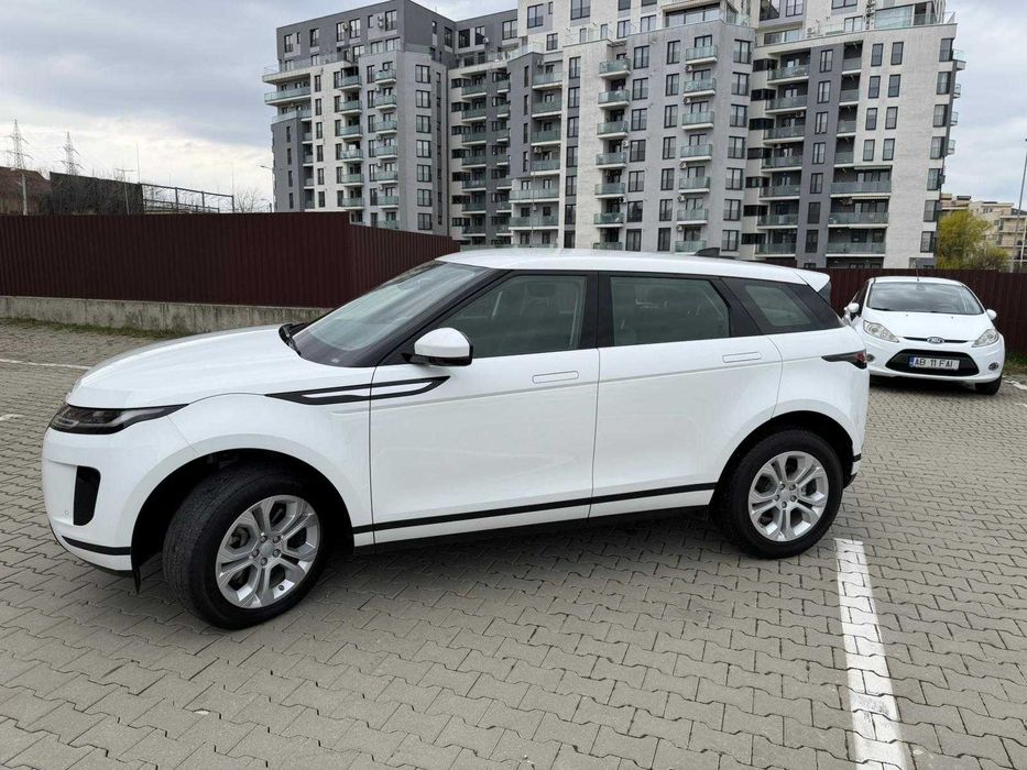Vand RANGE ROVER EVOQUE  23300 km  an fabricatie Dec 2020 stare excelenta