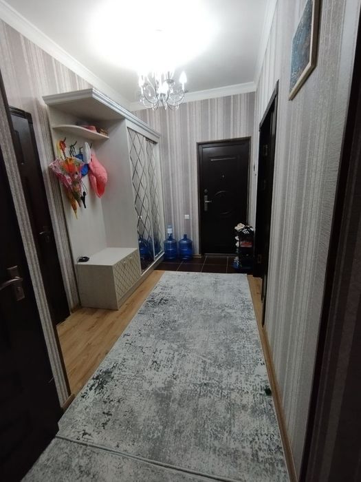 Продается 3 комнатная квартира