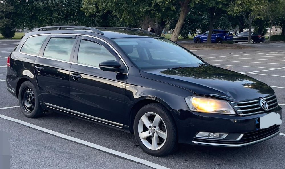 Dezmembrez vw passat b7