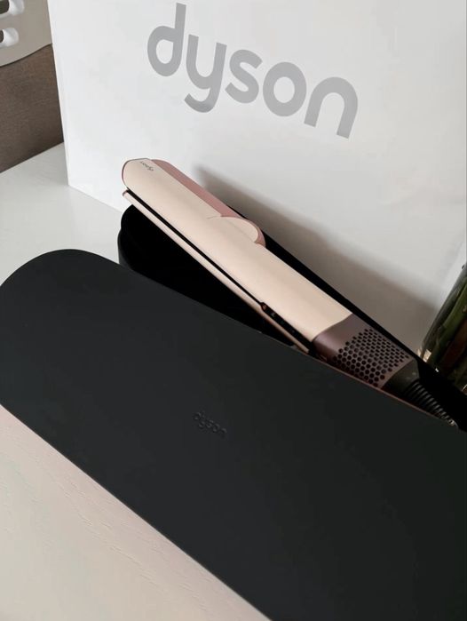 Дайсон утюжок/ выпрямитель / dyson