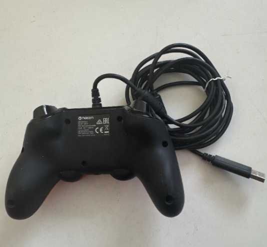 Контролер Nacon compact за PS4/PS5/PC