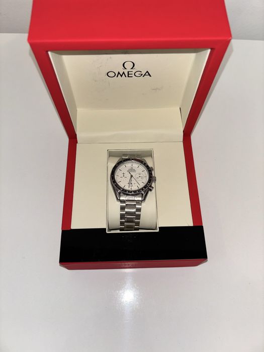 omega speedmaster professional