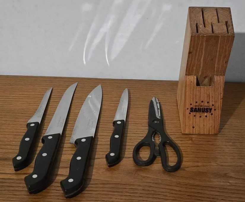 Seturi diverse de cuțite