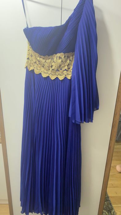 Вечерние платья в пол