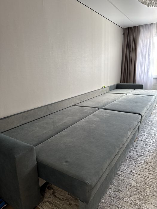 Срочно продается диван 5 метр