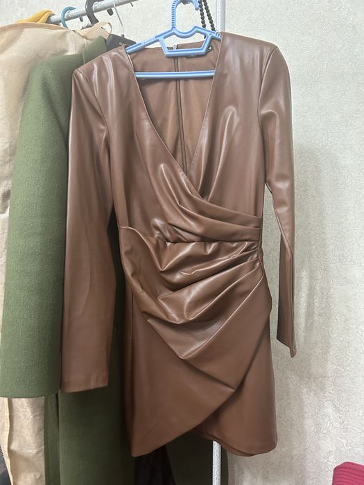 Платье ZARA кожа XS