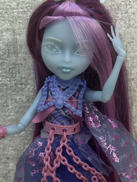 продам куклу киеми/киёми монстер хай
