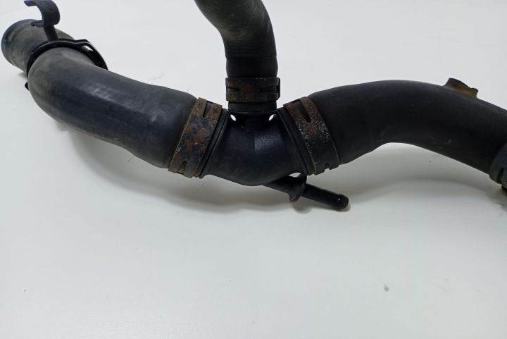 Furtun apa 1.6 Benzina Volkswagen VW Golf a 4-a generatie