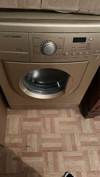 Продам стиральную машину