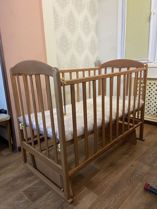 Продам Детскую кроватку