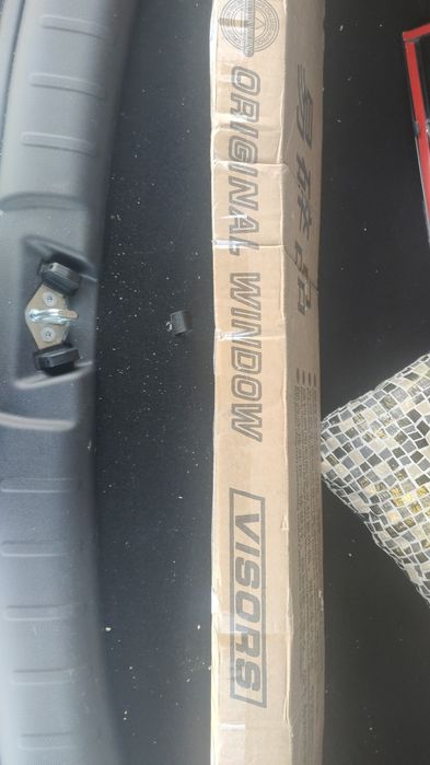 Ветровик на Changan x7/x7plus/cs75pro