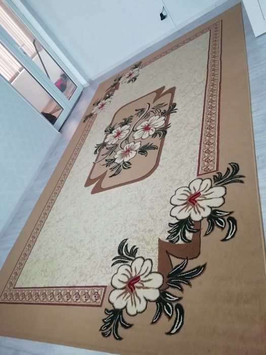 Продаётся ковёр в после химчистка