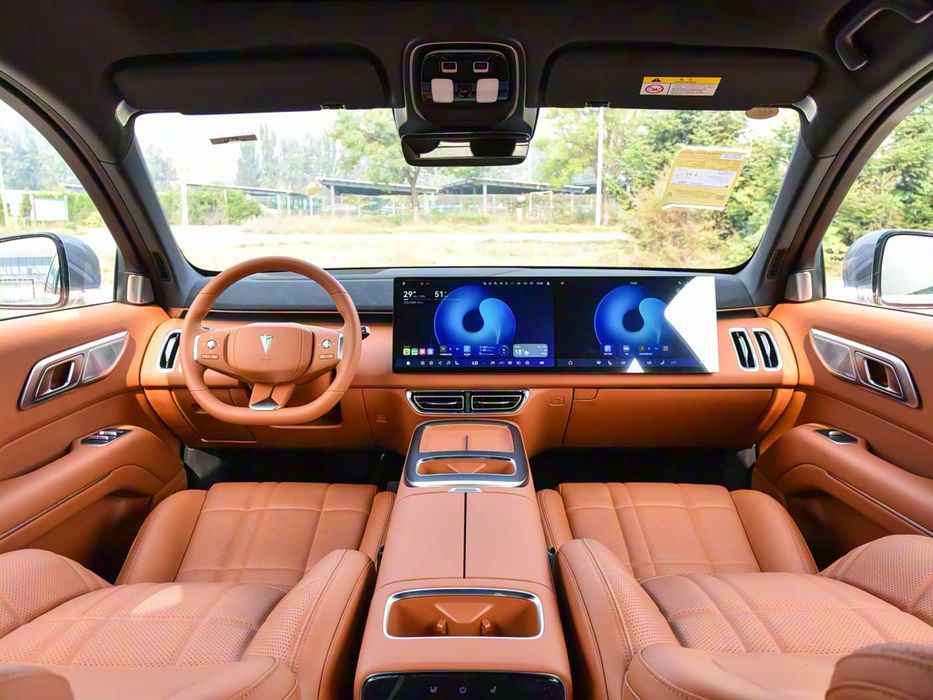 Deepal S09 AWD полный привод в наличии 6 местный кроссовер