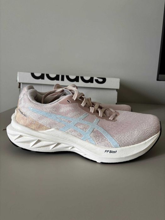 Дамски маратонки ASICS Dynablast 3, размер 39.5