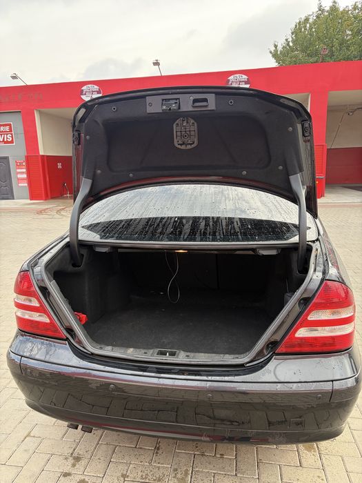 MERCEDES-BENZ C-Class 2007 — imagine 4