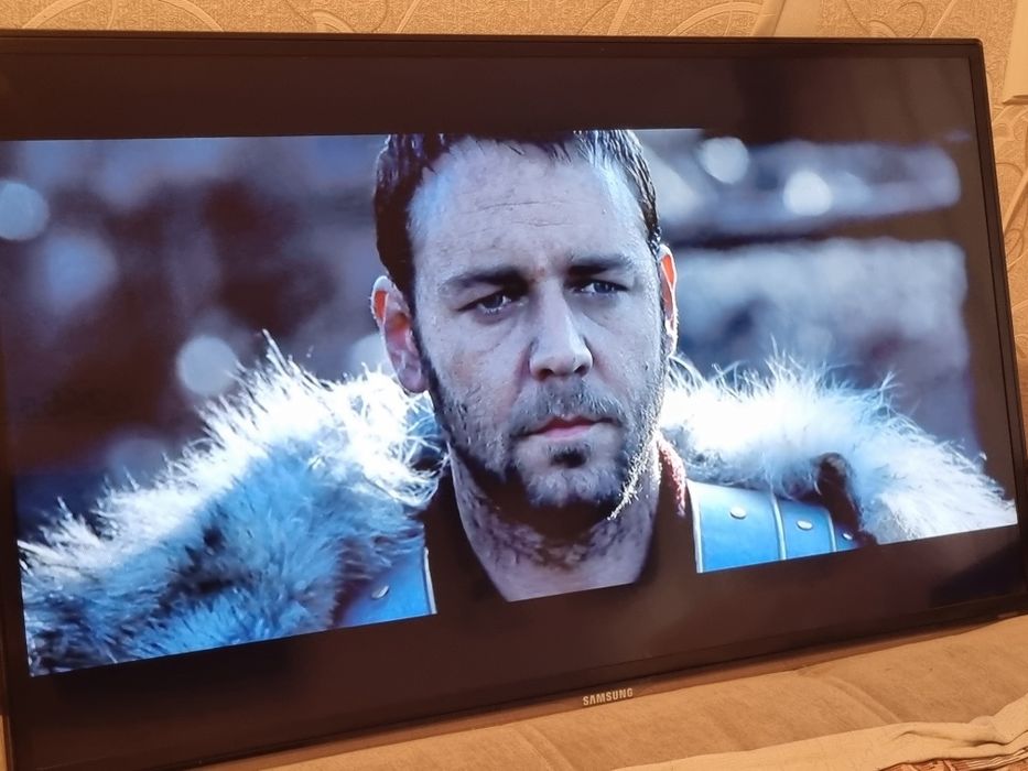 Телевизор Samsung