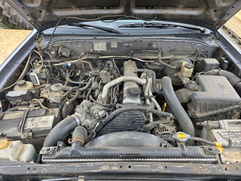 De vanzare Mazda B2500