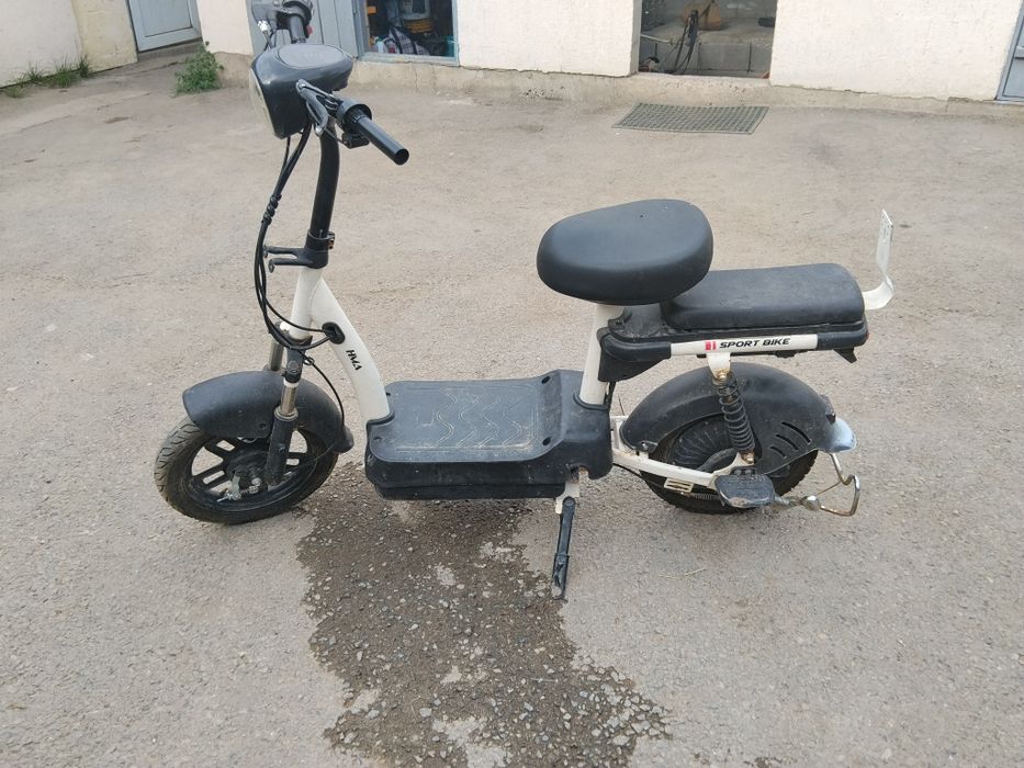 Скутер жлектрический