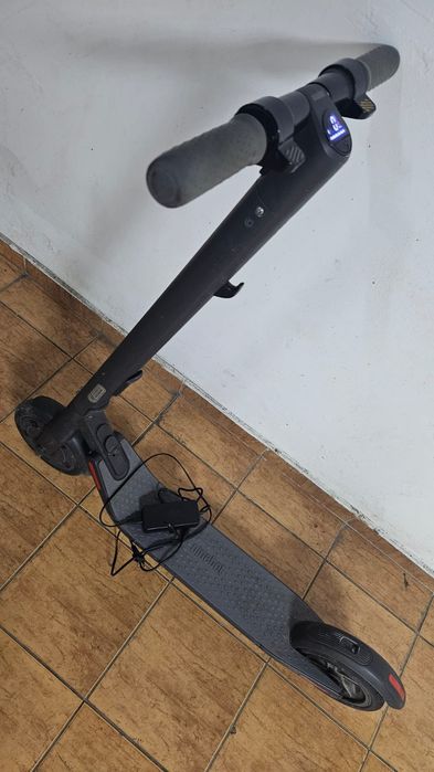 Электросамокат Ninebot e25
