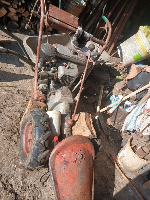 vând 2 cositor carpatina mai multe detalii la telefon