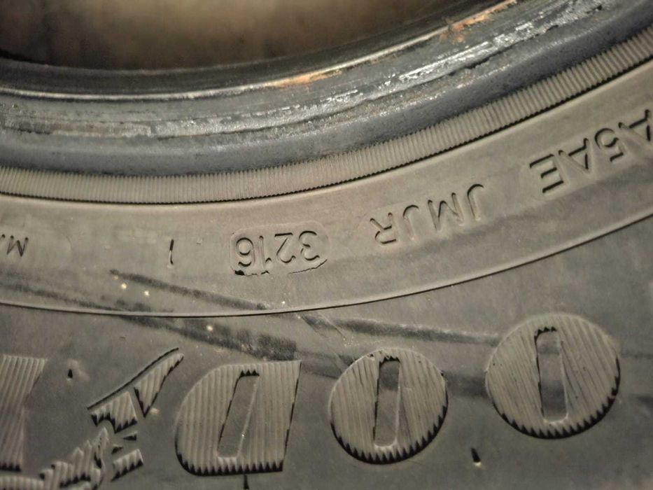 Goodyear UltraGrip 9 195/65/15 - 4бр. - DOT 3216