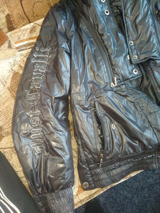 Куртка на девушку