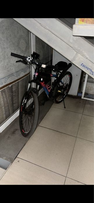 Велосипед TRINX 18 дюймов черный-красный Цена 65 тыс