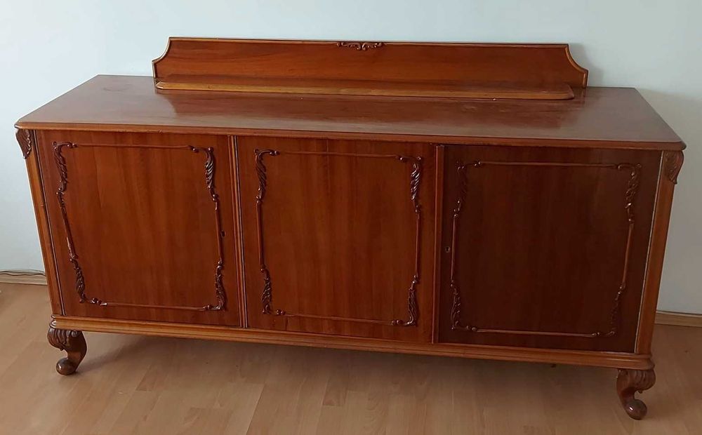 Servanta Vintage cu 3 usi stil Florentin; Bufet cu rafturi si sertare