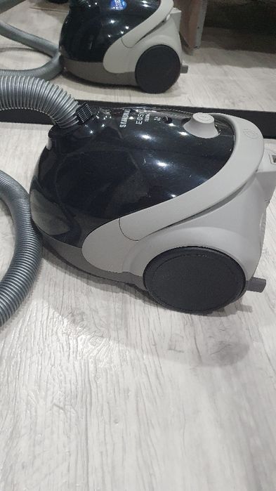 Продаётся пылесос