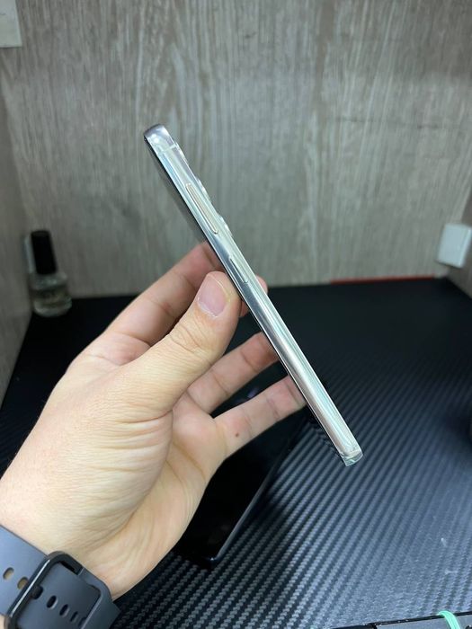 Samsung s23 8/256Gb ideal