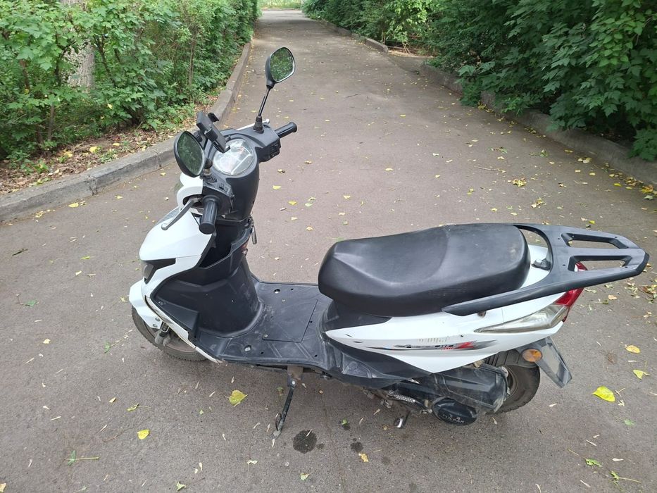 Продам скутер М 8