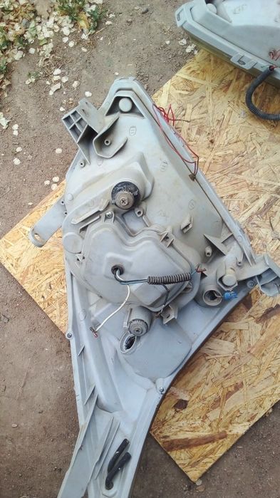 Фары на Прадо 120 б/у