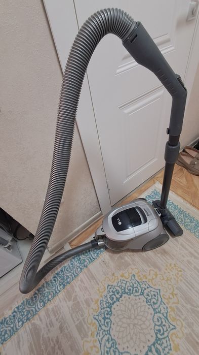 Продам пылесос лджи