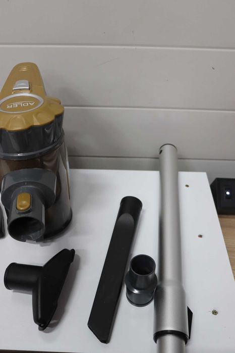 Ръчна прахосмукачка Adler AD-7036 800W