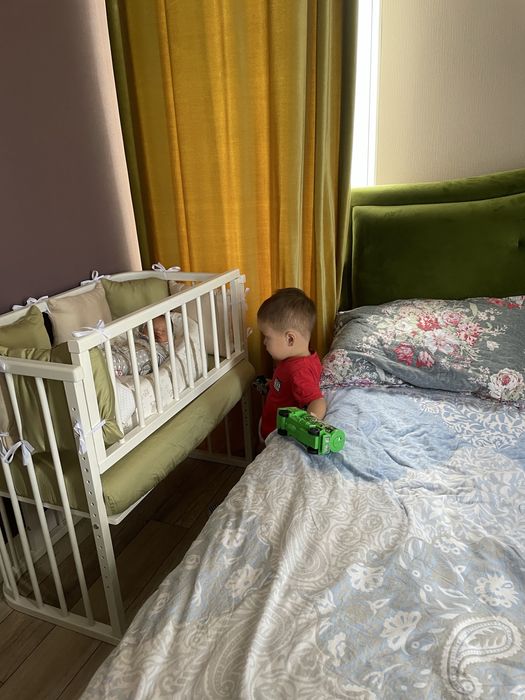 Отдам подушки для кроватки
