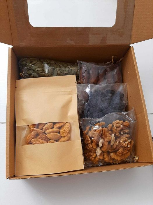 Сухофрукты, боксы, сладости