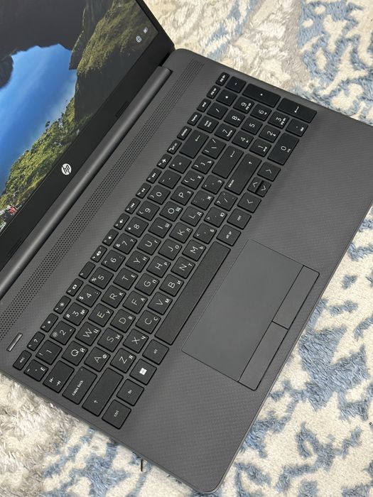 Ноутбук HP ryzen 3 3250U