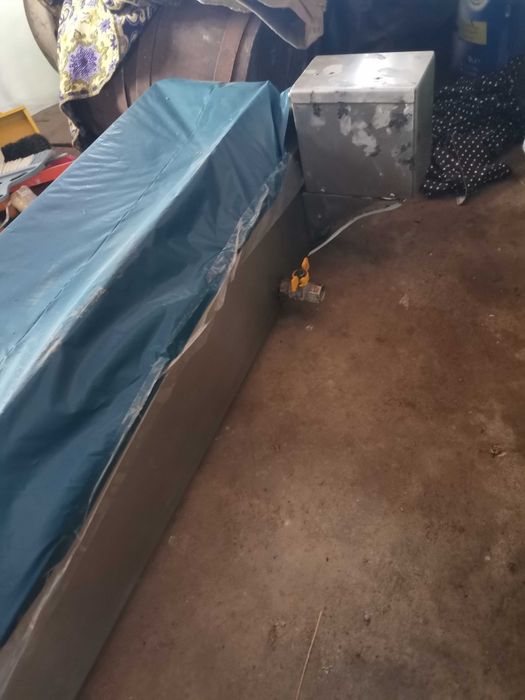 Продавам машина за понички