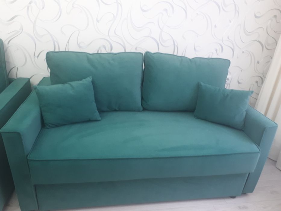 Продам мини диван в отличном состоянии