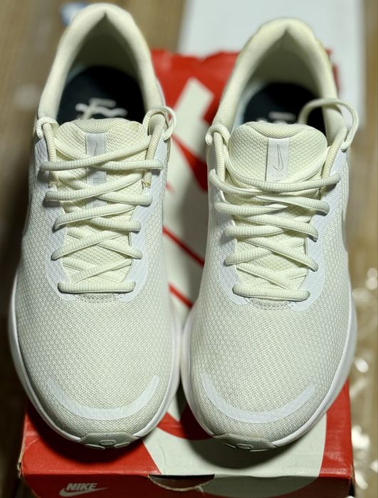Мъжки маратонки Nike Revolution 7, White