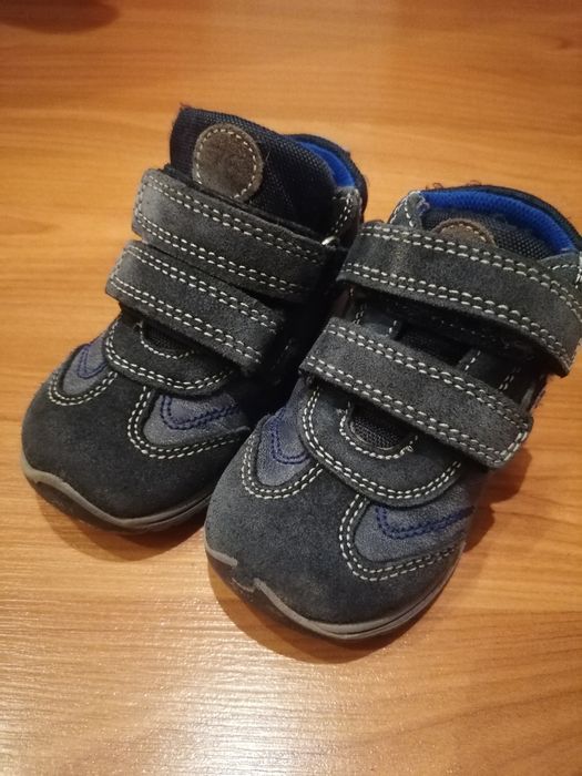 Ghetuțe băieți nr 22