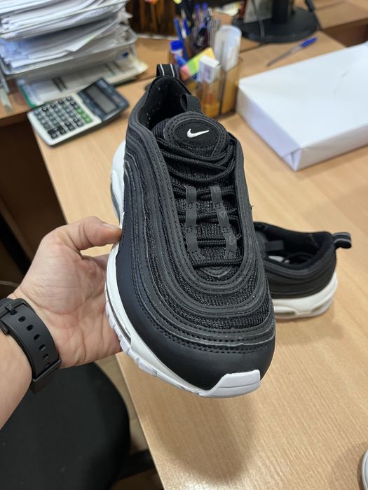 Маратонки Nike найк