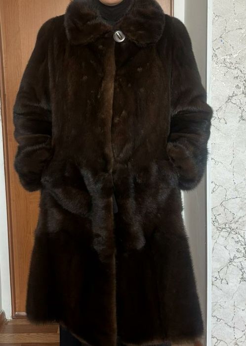 Продам норковую  шубу