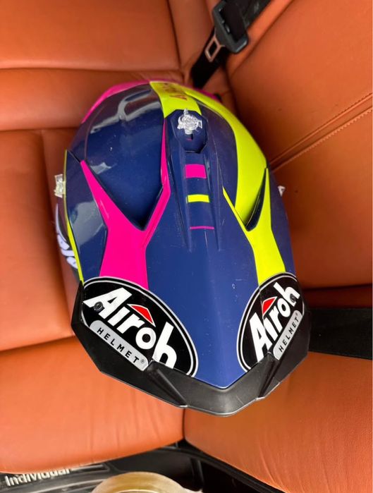 Мотокрос каска Airoh , S