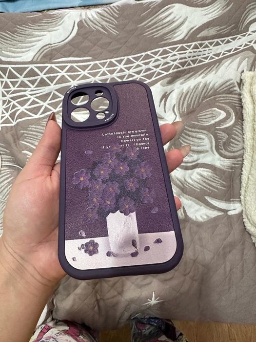 Продам чехол на Айфон 14 про макс