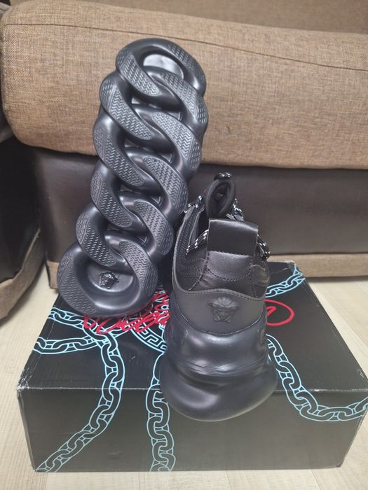Versace Chain Reaction