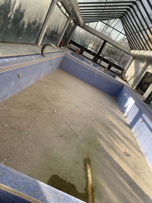 Профессиональное обслуживание бассейна. Установка и ремонт фильтрации.