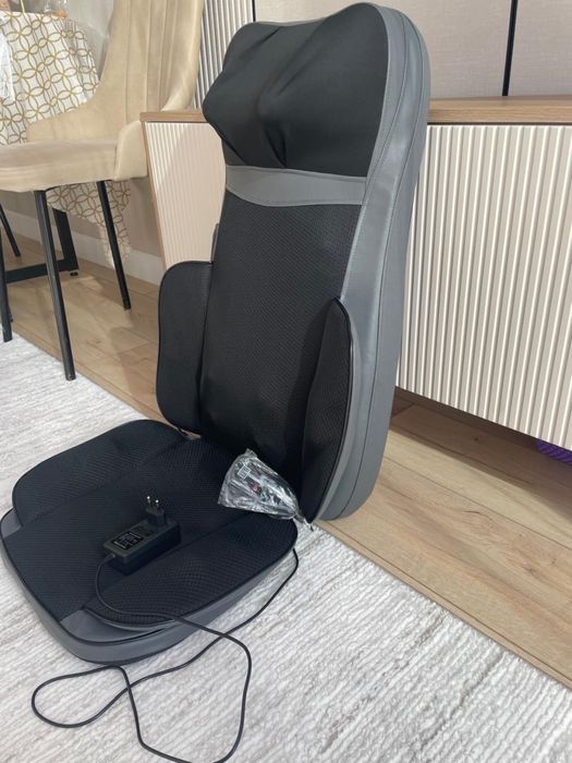 Продается массажное кресло